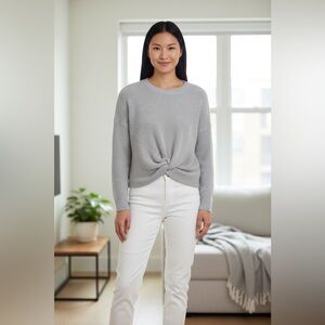 Summer & rose knot front knit sweater xl